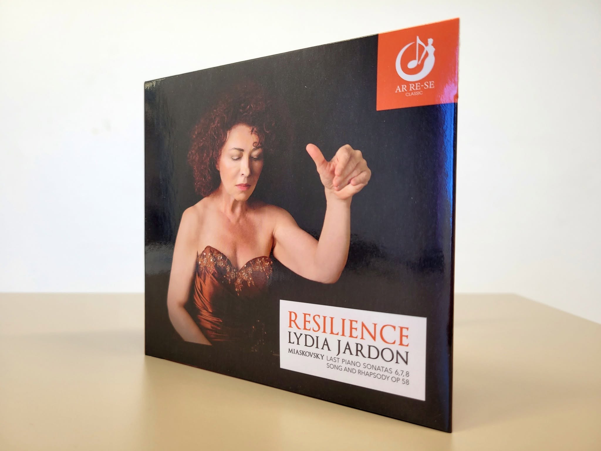 Illustration 2 de l’actualité « « MUSICIENNES EN MARTINIQUE » / LYDIA JARDON REÇUE PAR M. LE MAIRE »