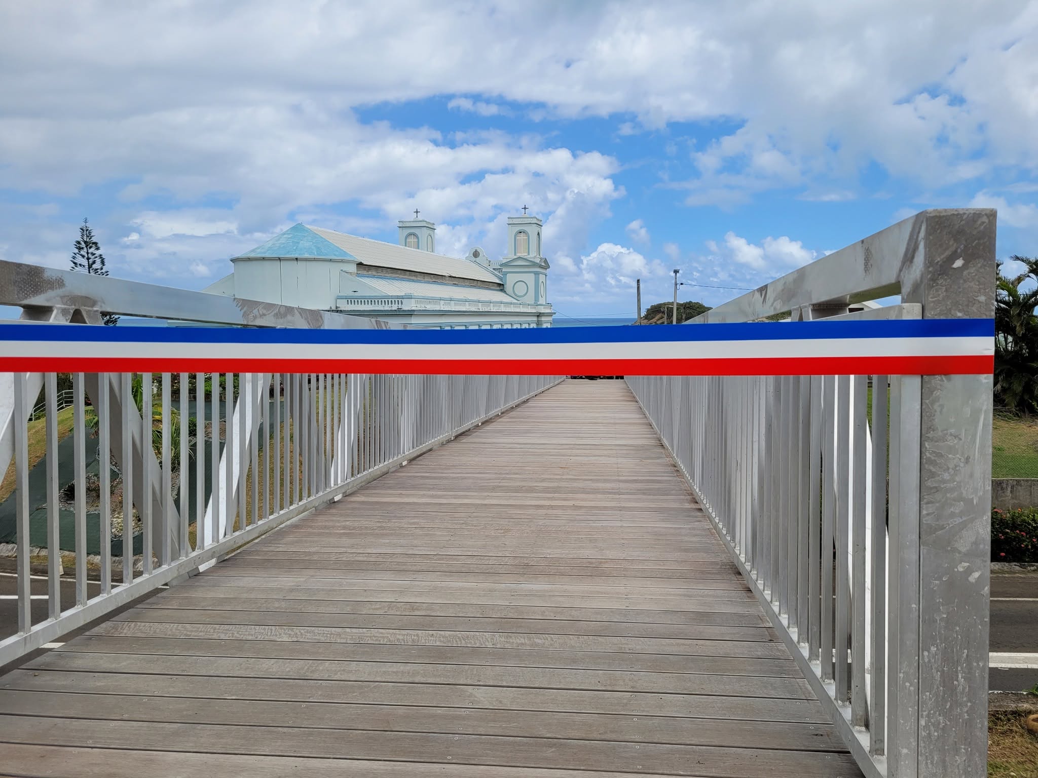 Illustration 1 de l’actualité « INAUGURATION DE LA NOUVELLE PASSERELLE DES ÉCOLIERS »