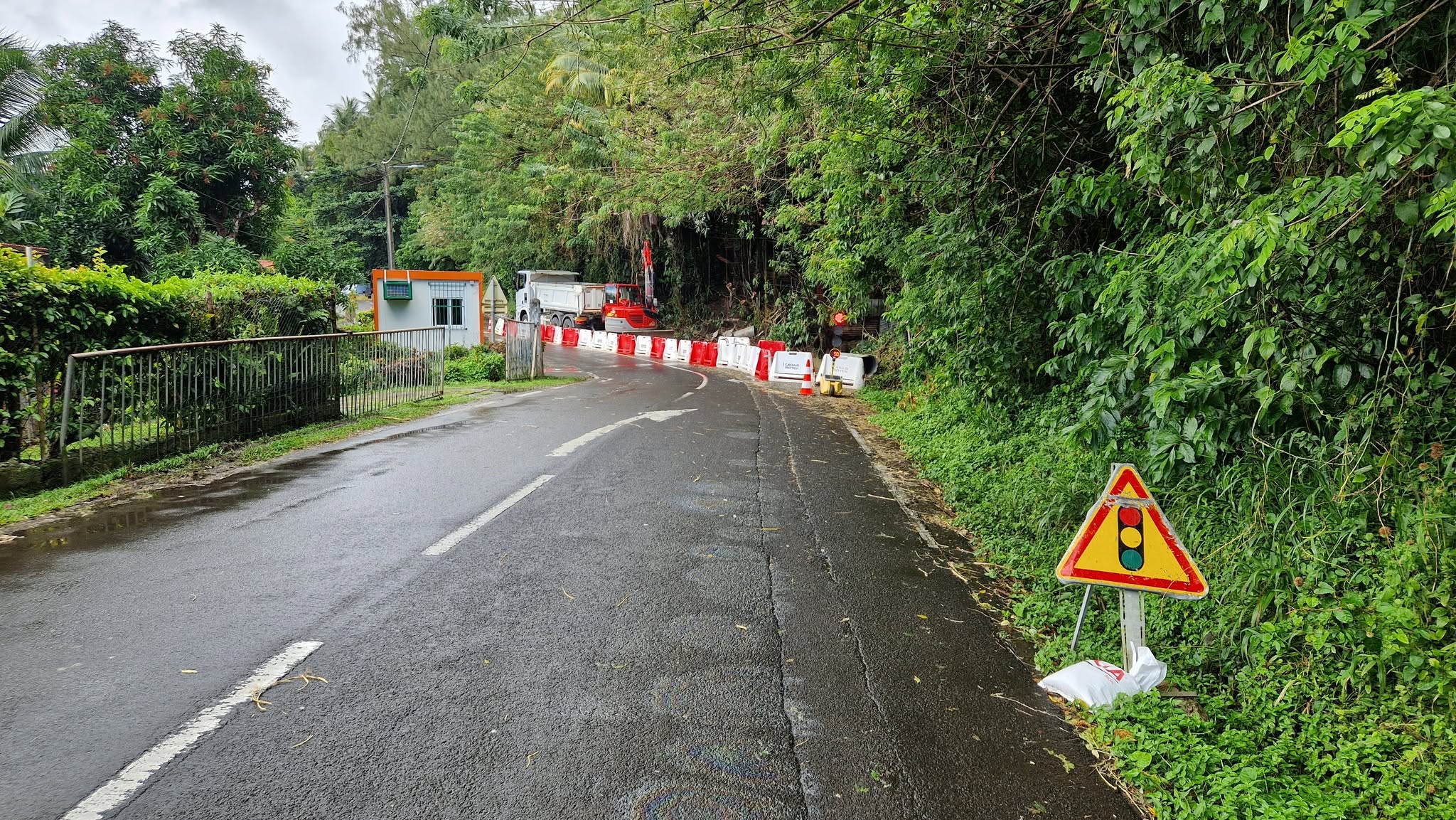 Illustration 4 de l’actualité « TRAVAUX EN COURS SUR LA RD 25 A DERRIERE-MORNE »