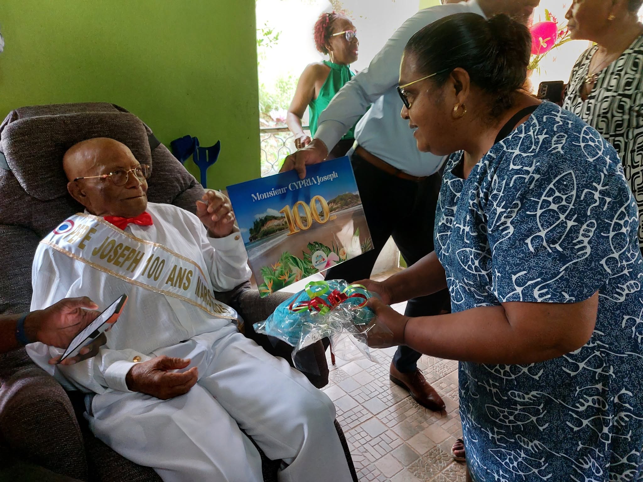 Illustration 4 de l’actualité « Joseph CYPRIA fete ses 100 ans ! »